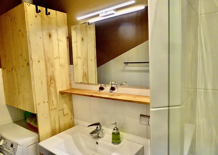 Lägenhet Stadtoase Mit Traumhaftem Ausblick *